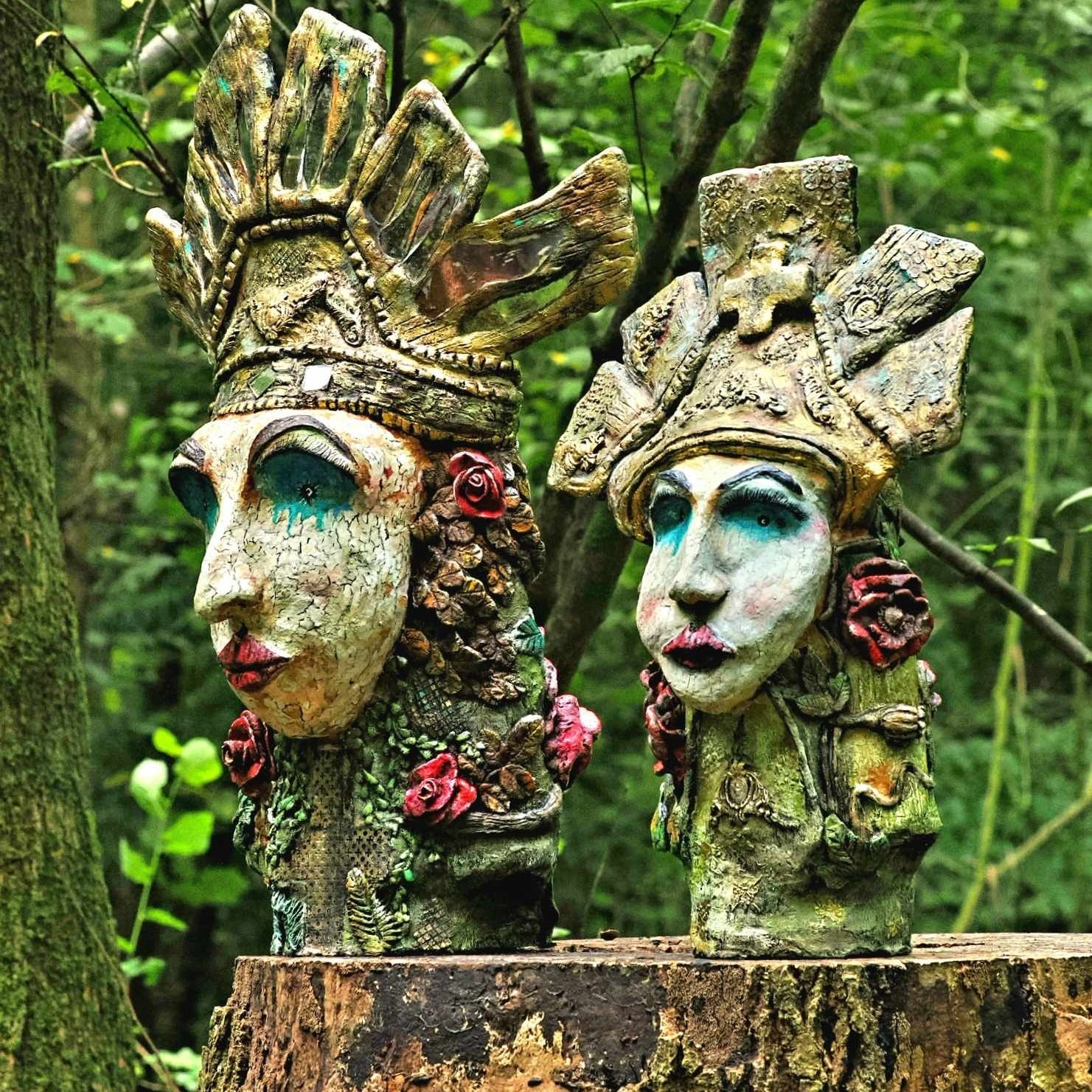 PAL TIYA OUTDOOR SCULPTURES